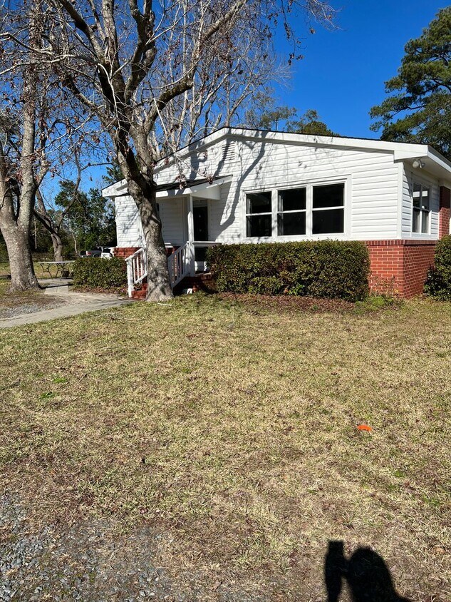 Building Photo - SEAGATE VILLAGE - MYRTLE AVE - Located off...