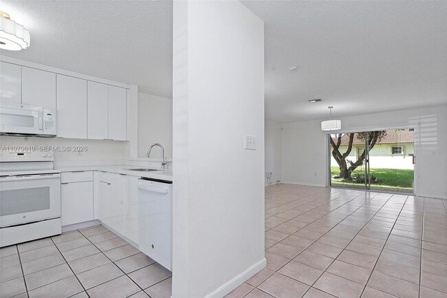 Building Photo - 706 NW 108th Terrace