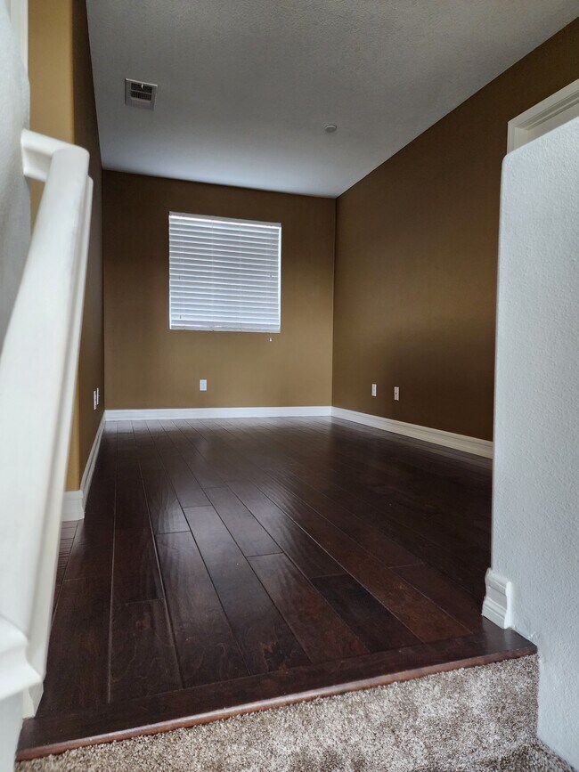 Foto del edificio - 5622 Narrow Ridge Ct