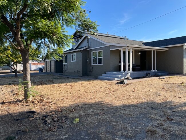 Foto del edificio - 980 Hillcrest Rd