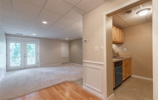 Building Photo - 38465 North Ln