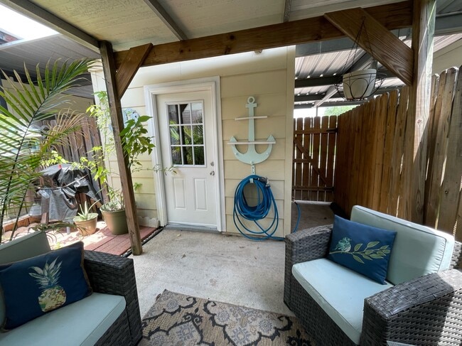 Building Photo - 3820 Laura Leigh Dr