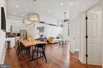 Building Photo - 246 Fitzwater St