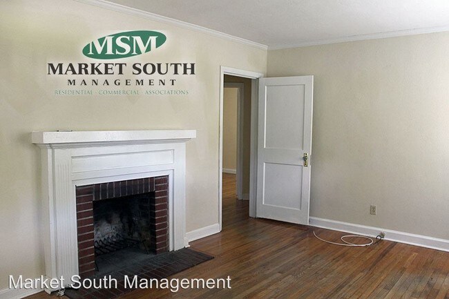 Building Photo - 3 br, 1 bath House - 1327 E. 54th Street