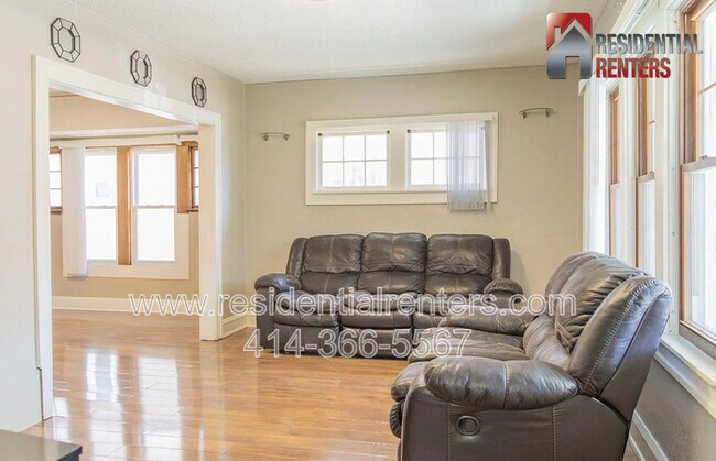 Foto del edificio - 3220 W Madison St