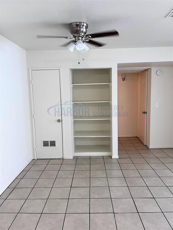 1620 E Kay St, Compton, CA 90221 Condo for Rent in Compton, CA