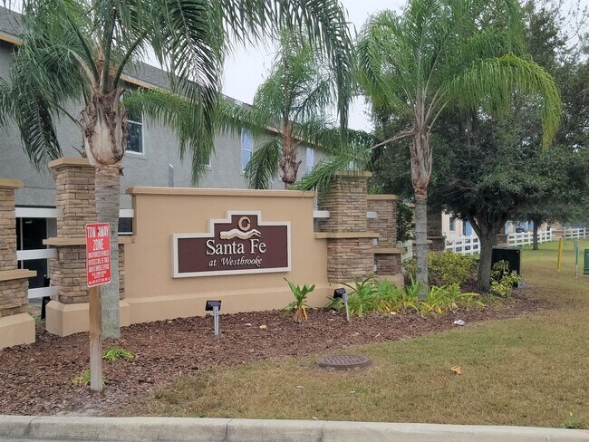 Foto del edificio - 4949 Wrangler Way