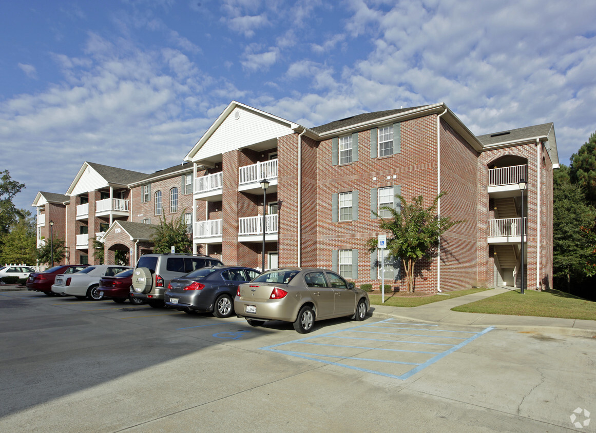 Foto principal - Cherry Ridge Apartments