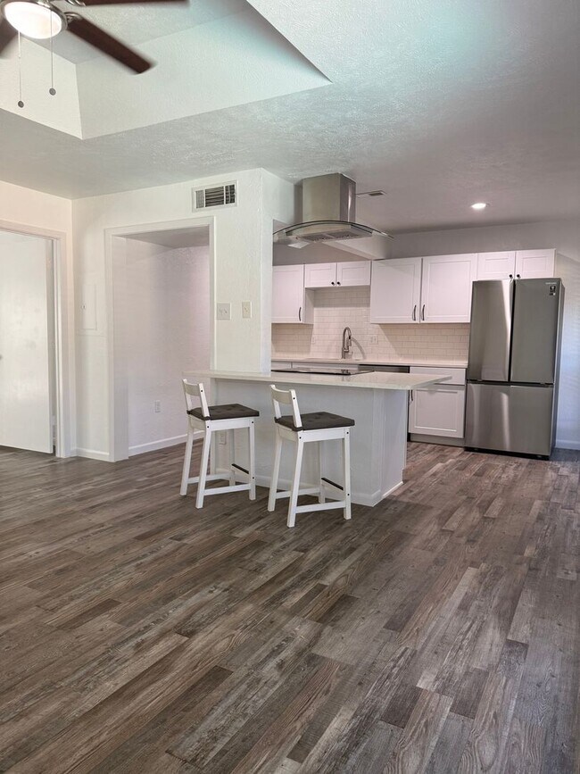 Foto del edificio - 4317 Hartford St