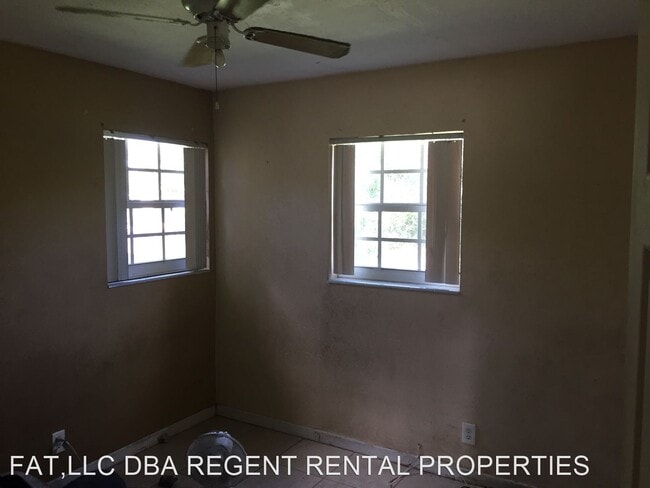 Building Photo - 3 br, 1 bath House - 3311 NW 6 CT