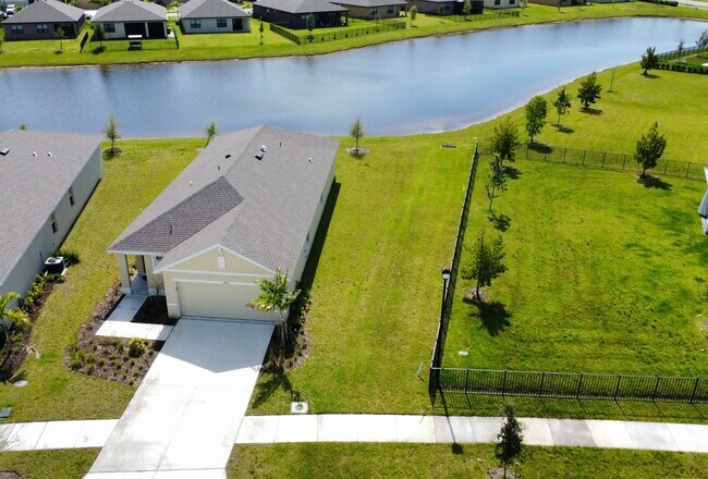 Building Photo - 12440 Rimini Wy