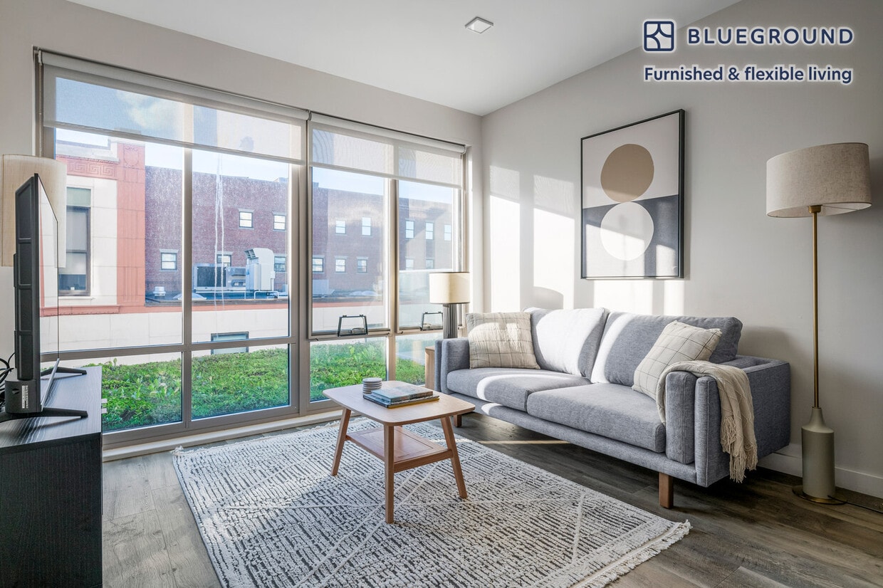 Primary Photo - 10 Essex St