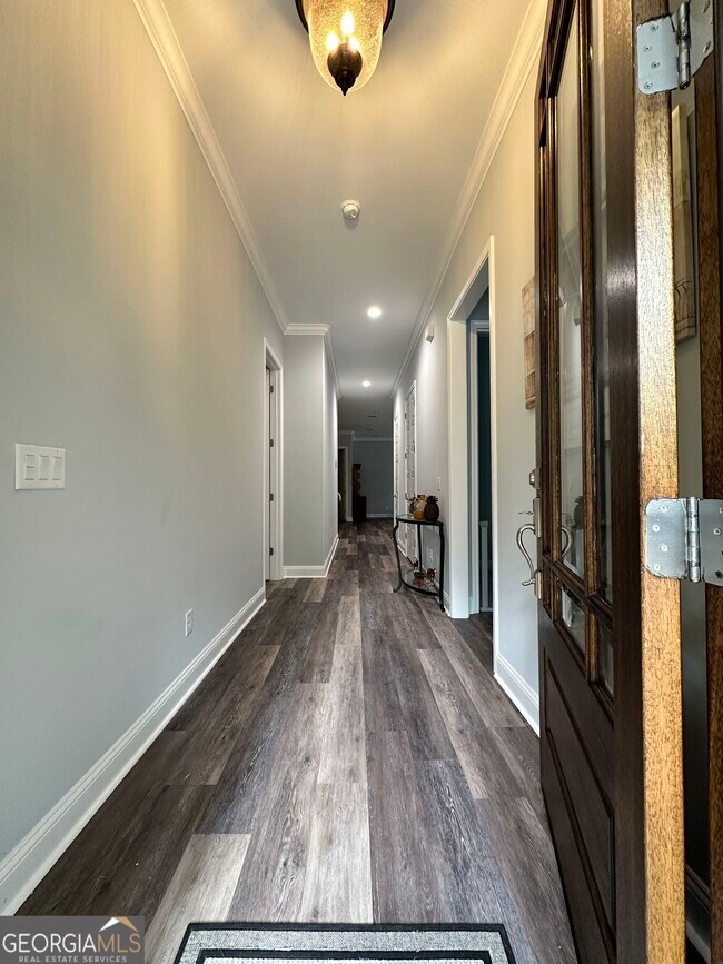 Building Photo - 112 Tacatacoru Ct