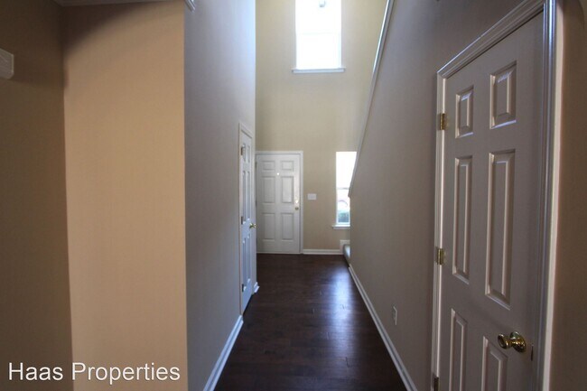 Building Photo - 2 br, 2.5 bath House - 912 Magnolia Leaf D...