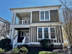 Building Photo - 1607 S Renwick Blvd