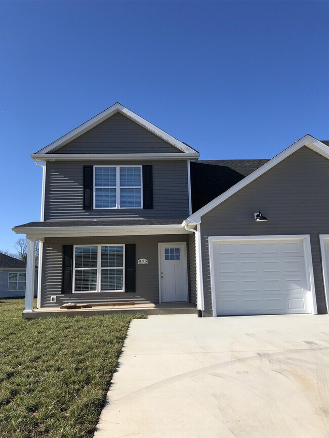 Foto del edificio - 2420 Russellville Rd