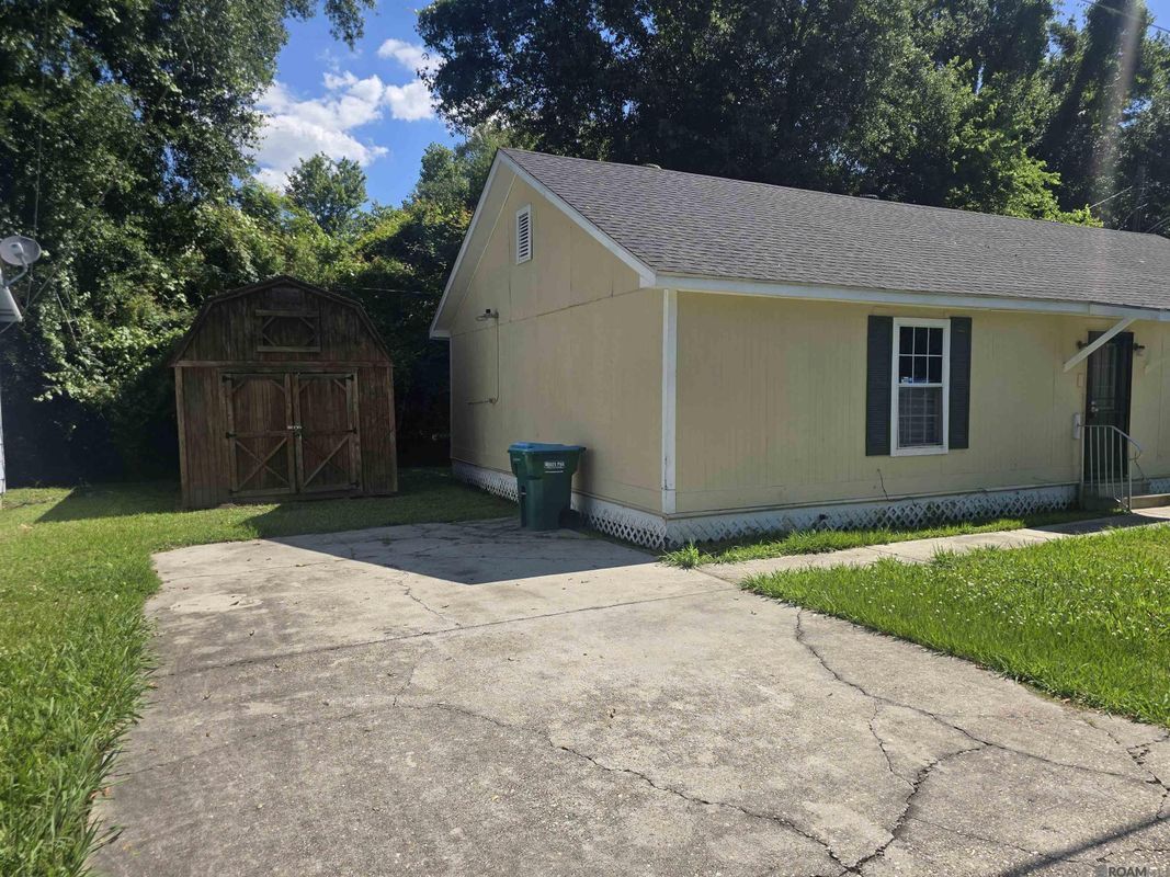 Foto del edificio - 1152 Freeman Ln