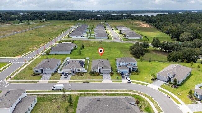 Foto del edificio - 3060 Suraj Cir