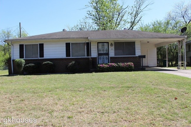 Building Photo - 3 br, 1.5 bath House - 106 Stevens Drive