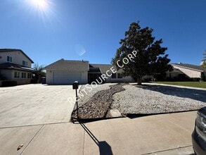 Building Photo - 3822 W Ave K 6