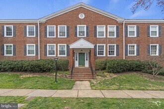 Building Photo - 3076 S Woodrow St