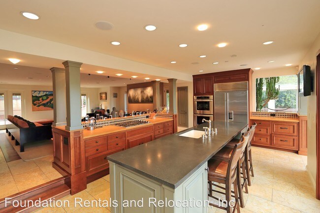 Building Photo - 4 br, 3.5 bath House - 10 Glenside Way