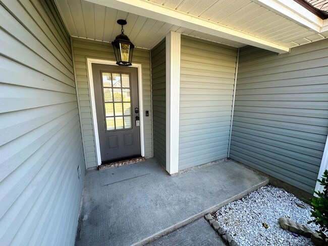 Building Photo - Southern Charm and Modern Comforts: Rent Y...