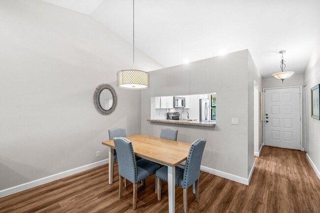 Foto del edificio - 22148 Palms Way