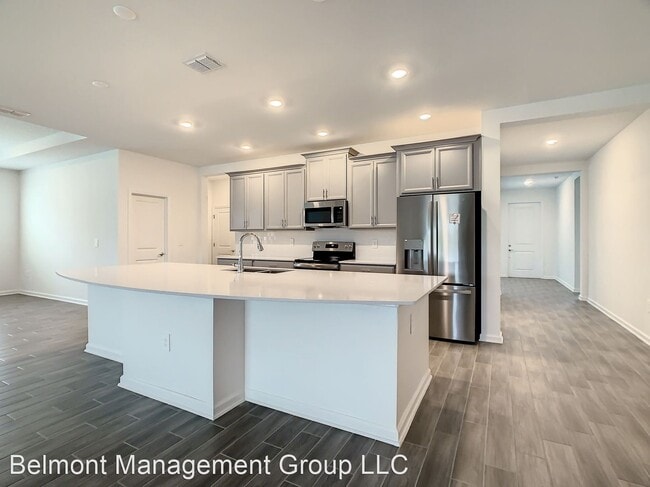 Foto del edificio - 4 br, 3 bath House - 6266 Lakepine St