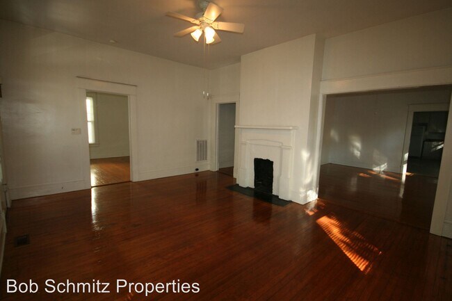 Building Photo - 3 br, 2 bath House - 814 W. Markham Ave