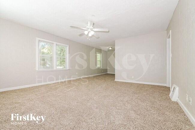 Foto del edificio - 8000 E 87th St