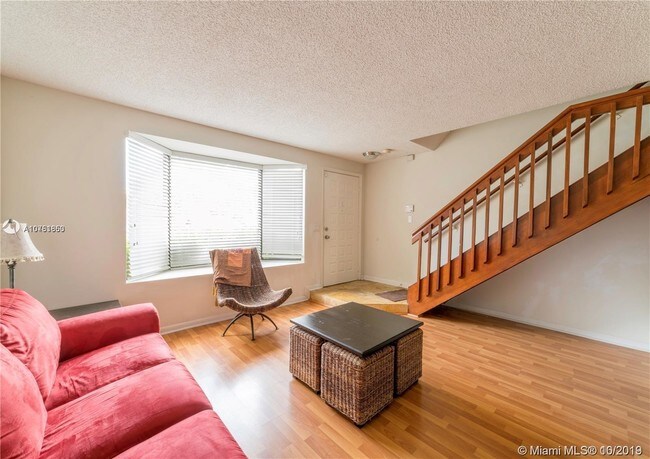 Foto del edificio - 10202 SW 77th Ct