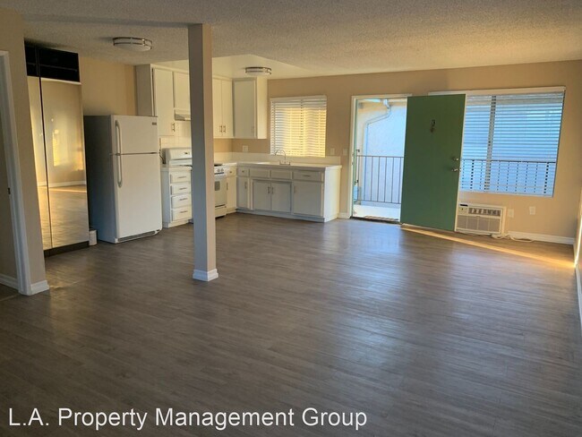 Building Photo - 6714 Troost Ave