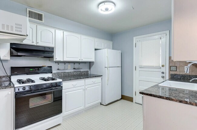 Foto del edificio - Maple Street