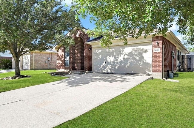 Building Photo - 4018 Floral Way Ct