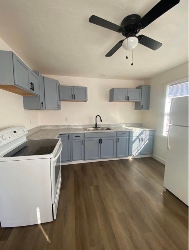 Building Photo - 1520 S Santa Fe Ave