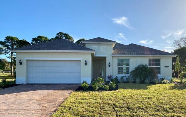 Building Photo - 2341 SE Gowin Dr