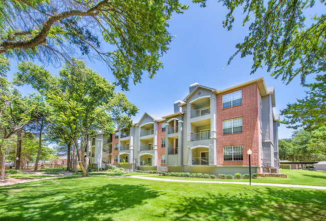 Building Photo - MAA Shoal Creek