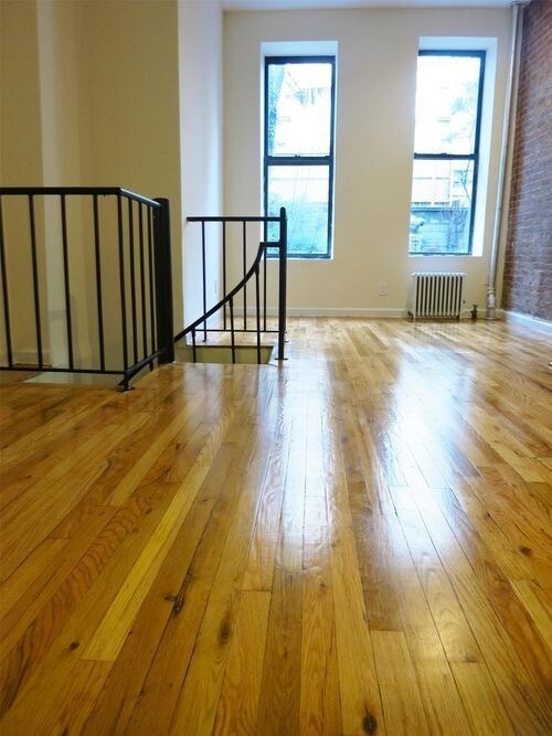 Foto principal - 517 E 82nd St