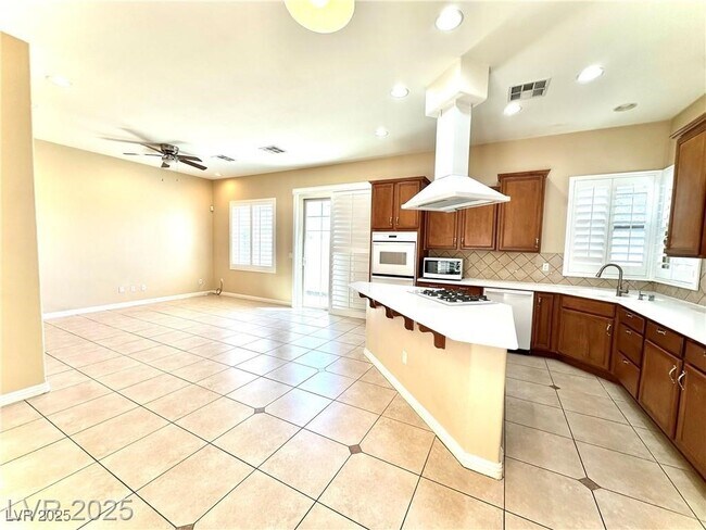 Foto del edificio - 9136 Worsley Park Pl