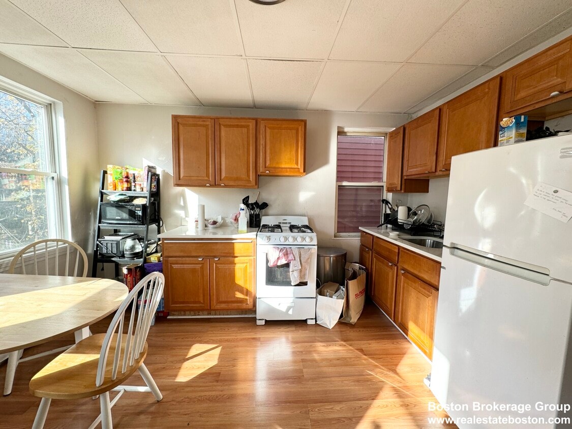 Photo - 1572 Tremont St. #3 Mission Hill