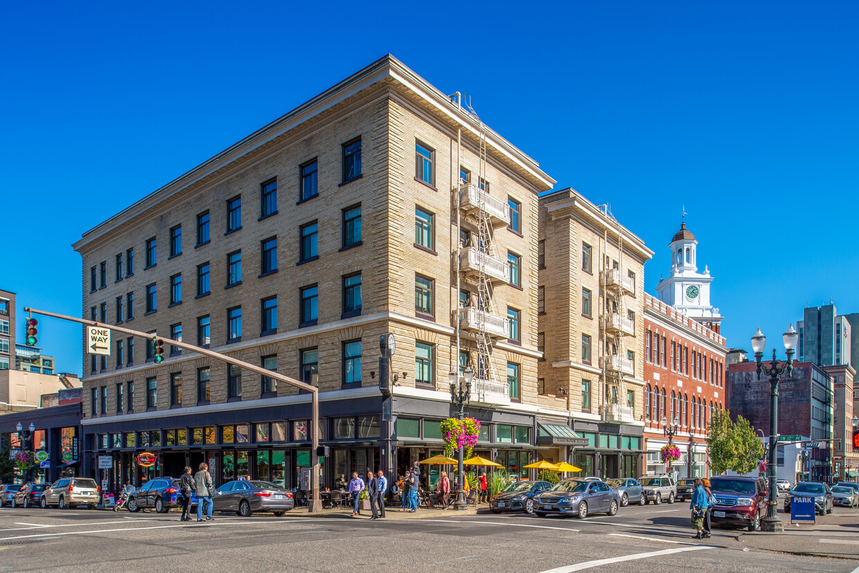 Primary Photo - Washington Plaza Apartments