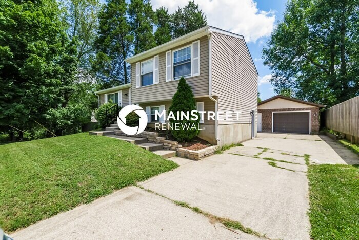 Primary Photo - 4 Bedroom Pet-Friendly Home in Louisville,...
