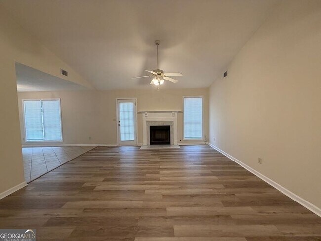 Building Photo - 414 Saddle Shoal Trail