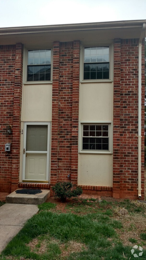 Barksdale Apartments for Rent with Hardwood Floors Lynchburg, VA 10