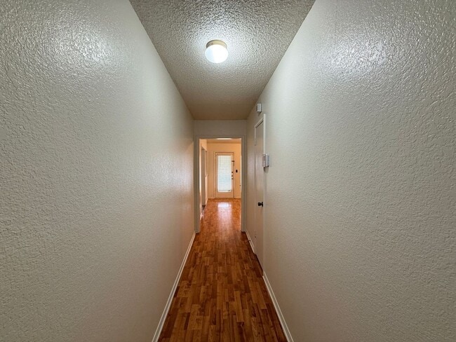 Building Photo - RENT REDUCTION & RENT SPECIAL - AVAILABLE NOW!