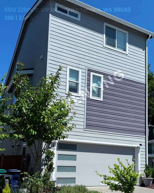Building Photo - 6912 225th St SW