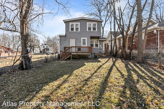 Building Photo - 2 br, 1 bath House - 2404 E 68th Terrace