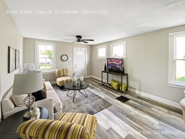 Foto del edificio - 9610 Gentry Ave
