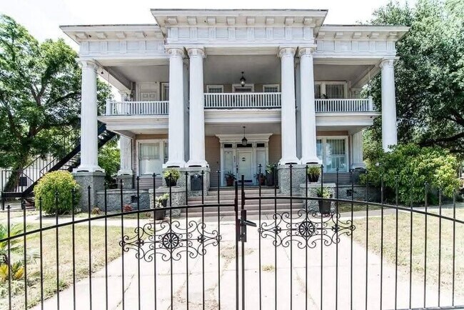 Foto del edificio - 407 N Moody St